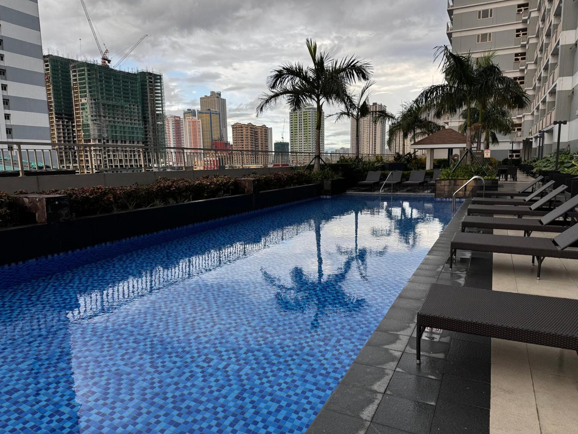 Beautiful 1bed condo Nr Airport, MOA, Makati, Bay Manila Exterior foto